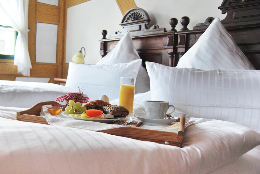 Der Schwan Hotel & Restaurant Schwanstetten Δωμάτιο φωτογραφία