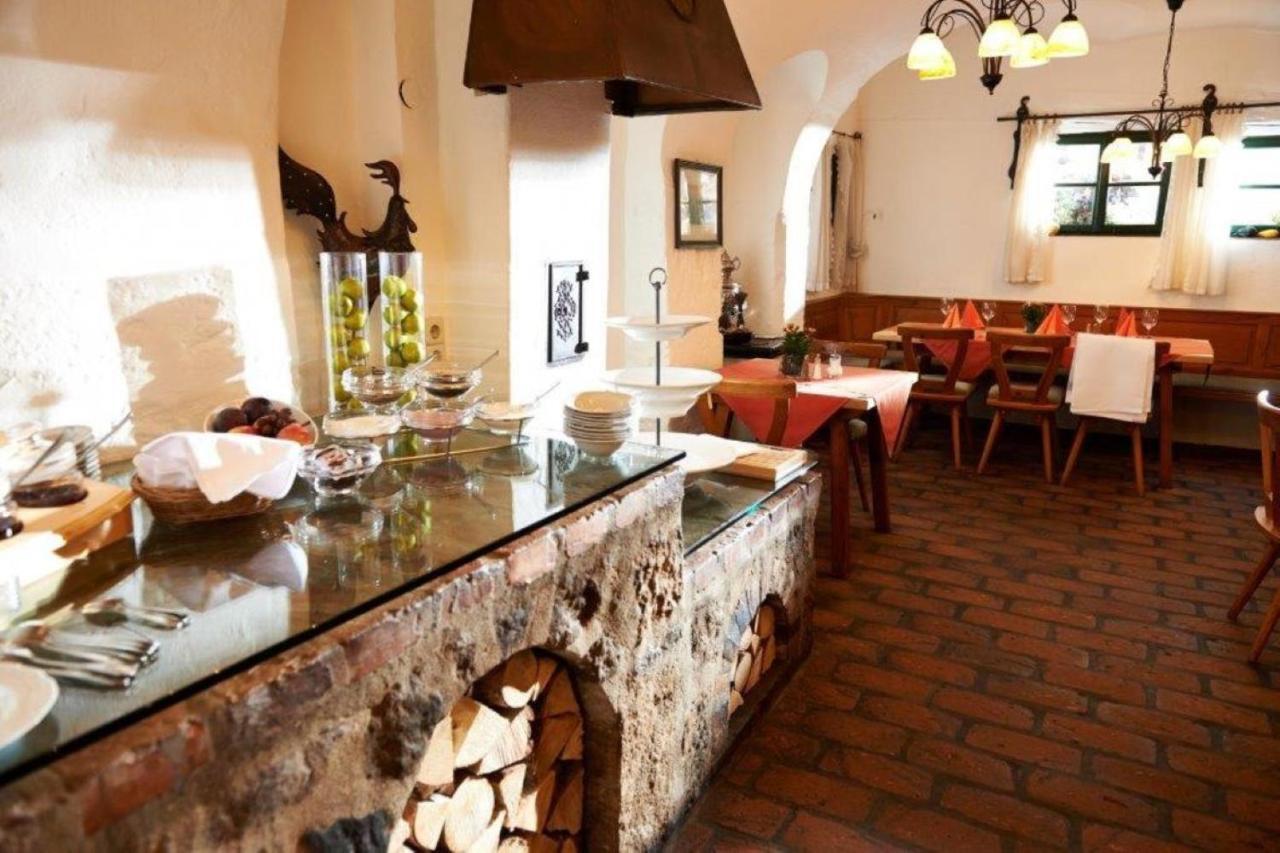 Der Schwan Hotel & Restaurant Schwanstetten Εξωτερικό φωτογραφία